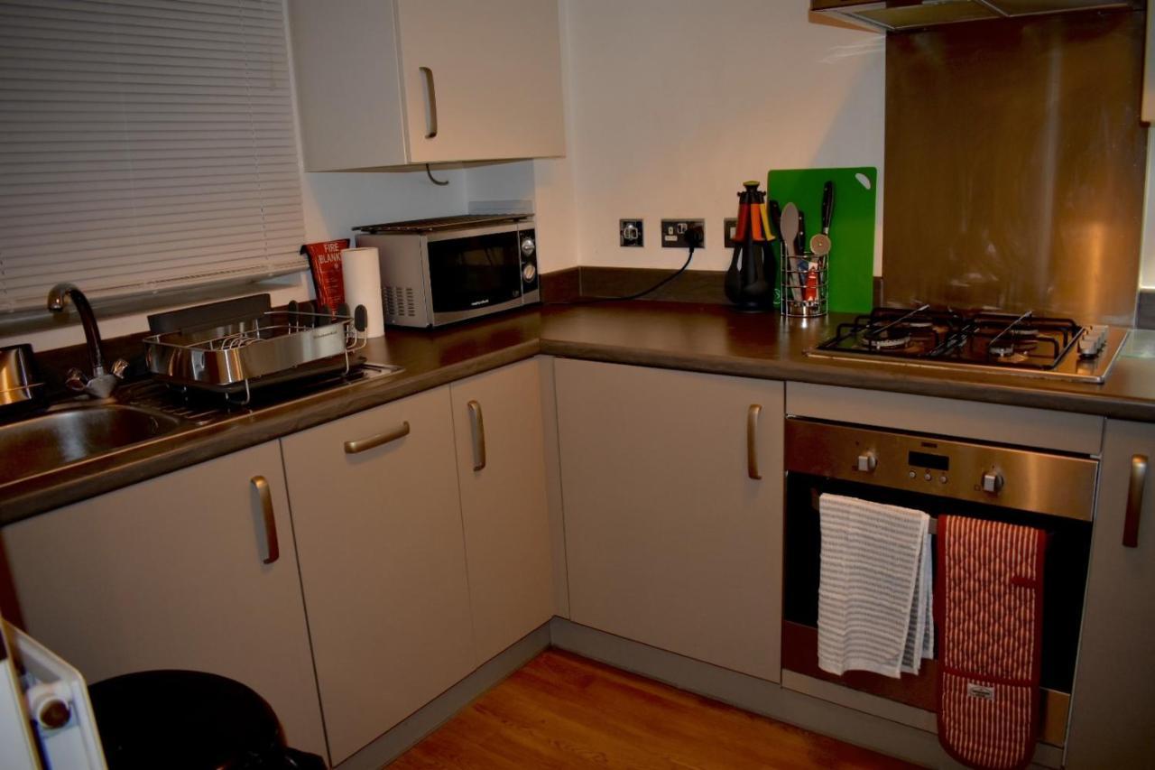 Classy Campbell Park Apartment, Balcony & Free Parking Milton Keynes Bagian luar foto